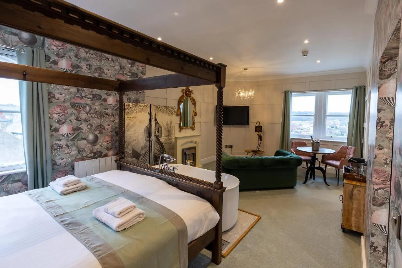 The Resolution Hotel Whitby