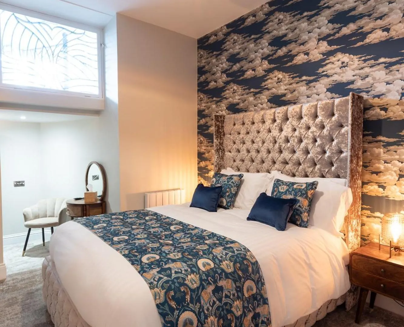 The Resolution Hotel Whitby