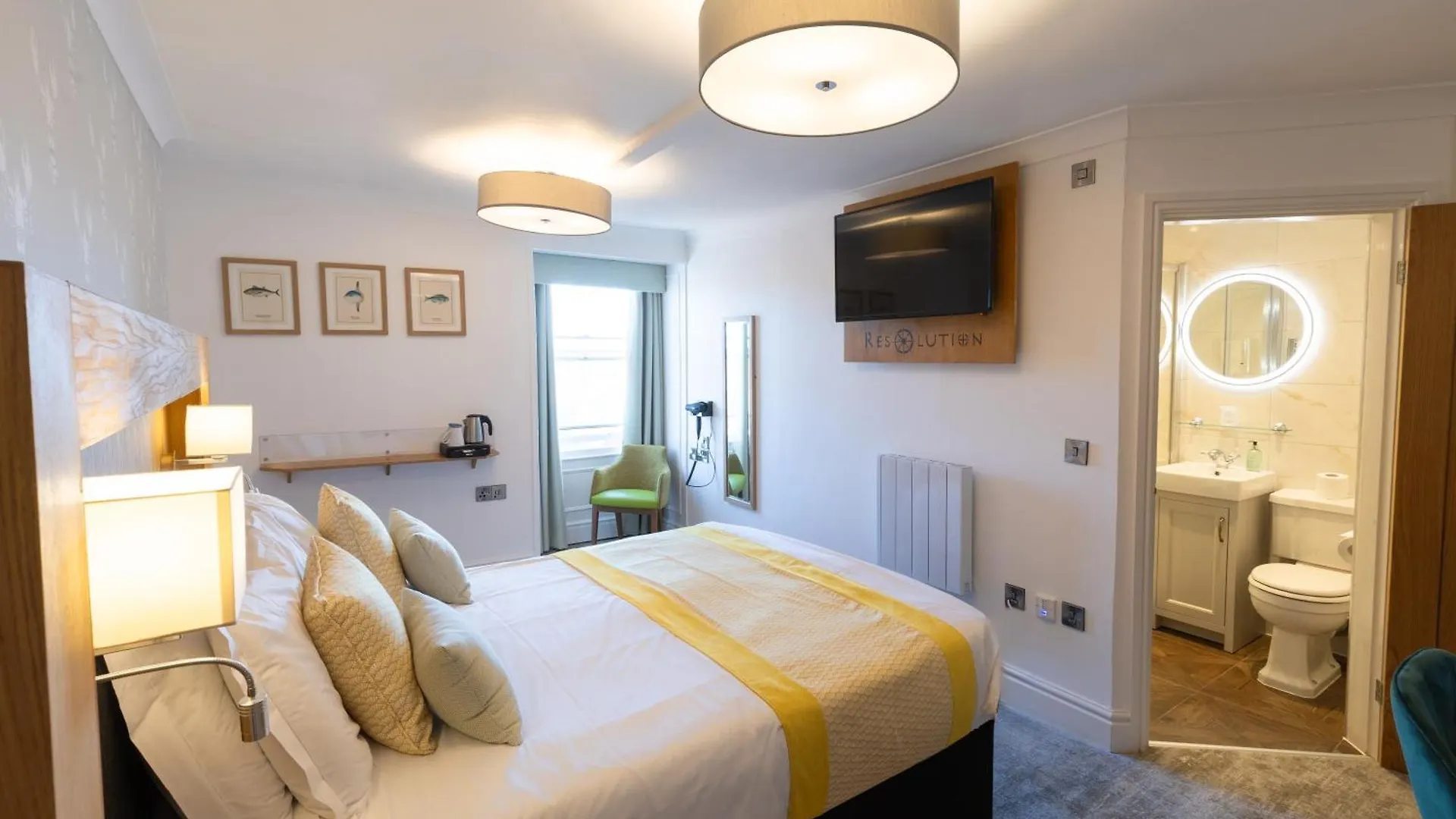 The Resolution Hotel Whitby
